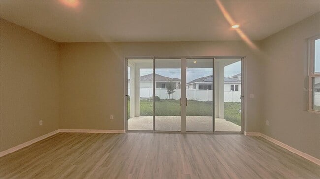 Building Photo - 819 Folklore Ln