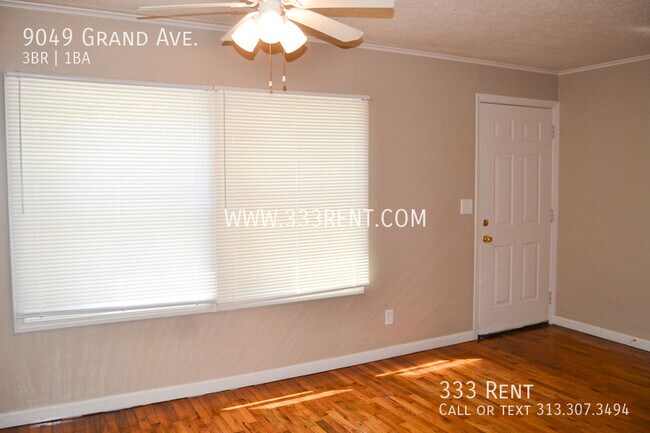 Building Photo - Beautiful 3 bed 1 bath home with hardwood ...
