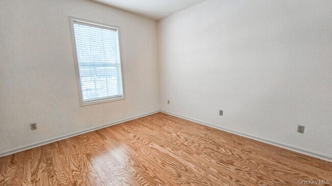 Foto del edificio - 208 Canter Ct