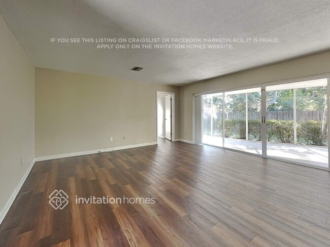 Building Photo - 2194 Lanai Ave