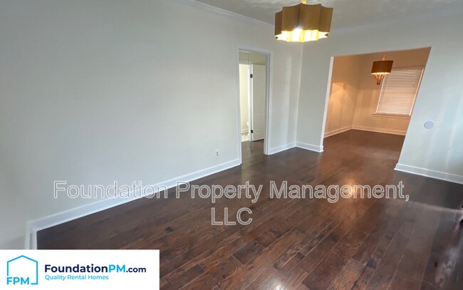 Foto del edificio - 3413 Kimball Ave