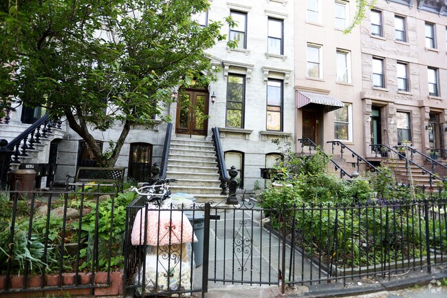 Foto del edificio - 369 Union St