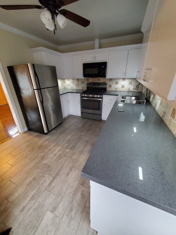 Foto del edificio - 421 N Ditmar St