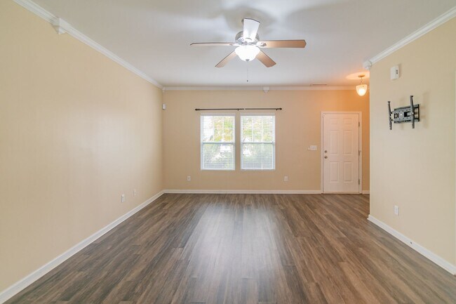 Building Photo - Move-in ready home in Ft. Mill