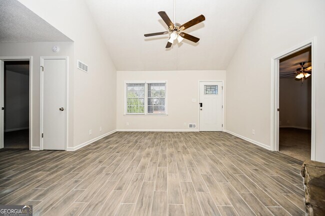 Building Photo - 107 Chip Pl