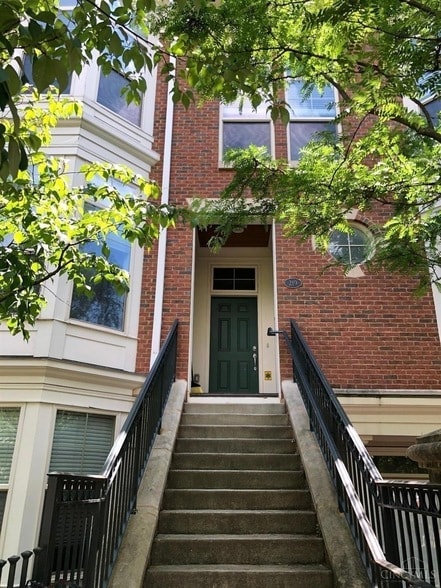 Photo - 219 Stetson St Apartment