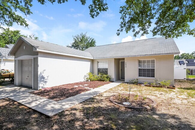 Building Photo - 2658 Winchester Cir