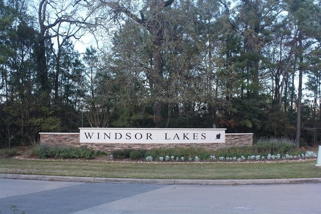 Building Photo - 111 W Kentwick Pl