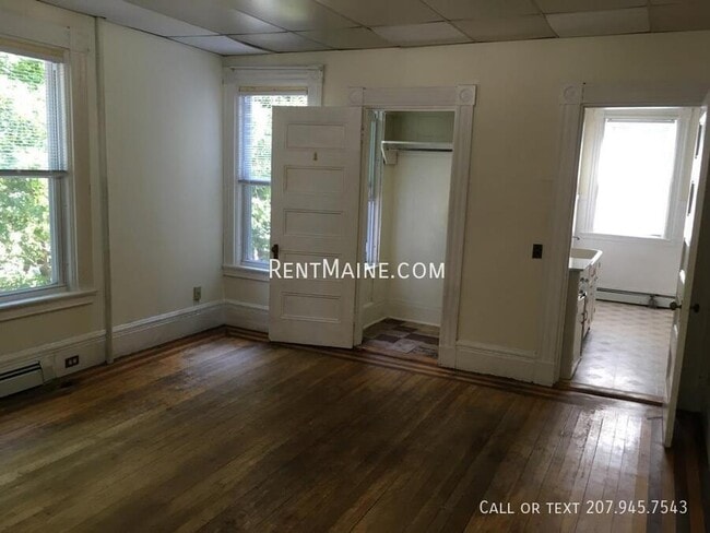 Foto del edificio - 36 Third St Apt.