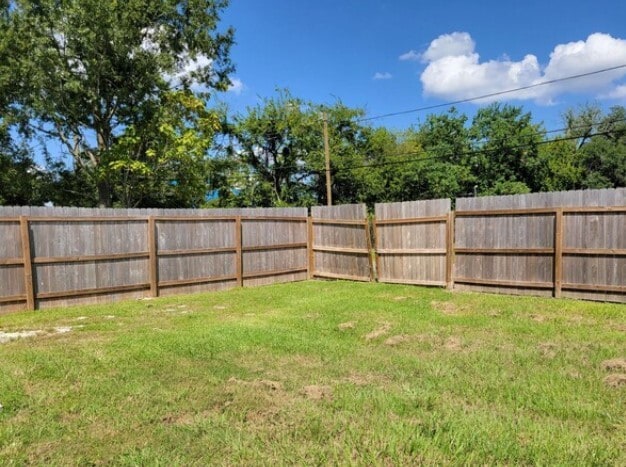 Building Photo - 300 W Verdine St