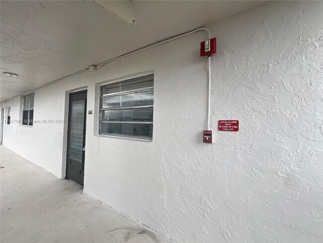 Building Photo - 14155 SW 87th St