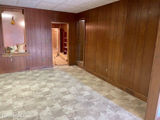 Building Photo - 4 br, 2 bath 4plex - 17 S 2nd St