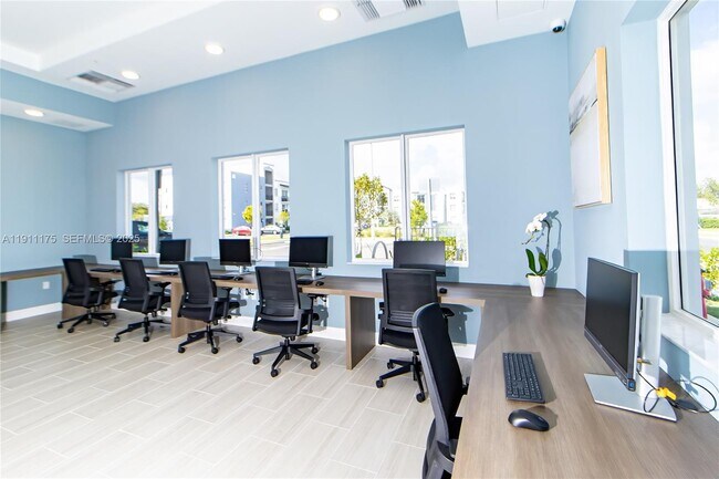 Foto del edificio - 25050 SW 136th Ave