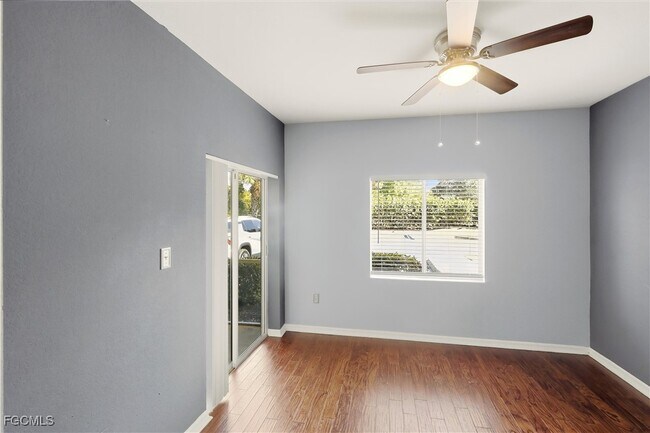 Building Photo - 6490 Aragon Way