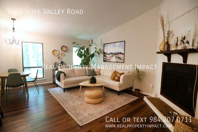 Building Photo - Modern 3 Bedroom 2 Bath Ranch located in w...