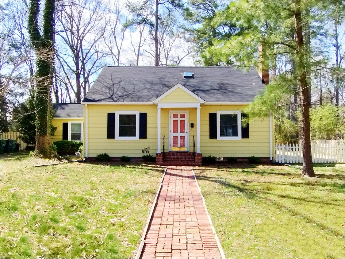708 Maple St, Ashland, VA - 708 Maple St