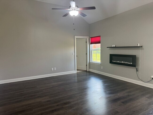 Foto del edificio - Cute 4BR Home in Perfect Location