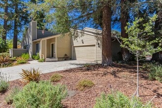 Building Photo - 515 Clearview Dr