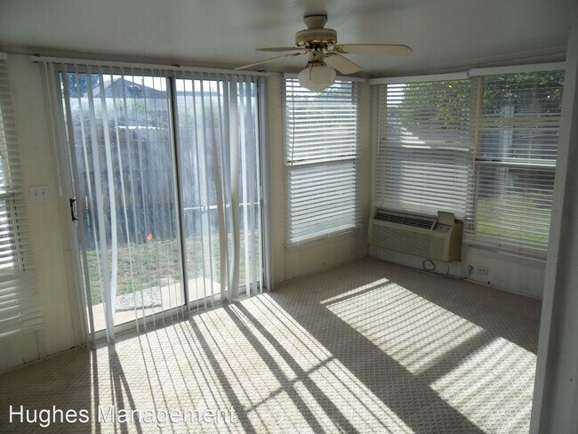 Building Photo - 3 br, 3 bath House - 304 Pine Cove Court