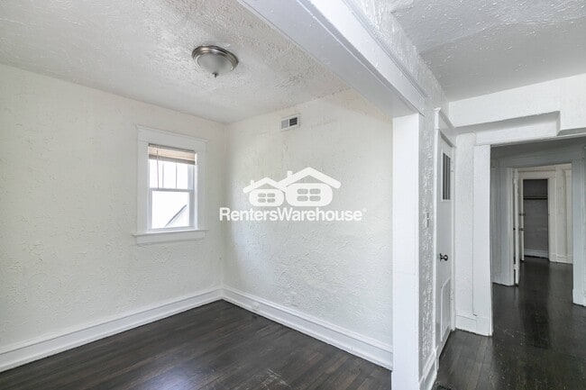 Building Photo - 4137 Virginia Ave