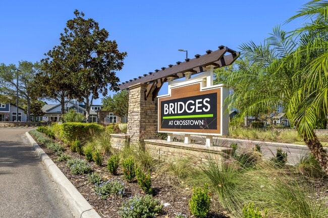 Building Photo - Bridges at Crosstown