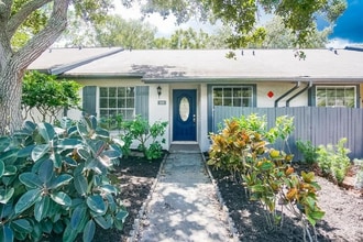 Building Photo - 654 Capistrano Ct