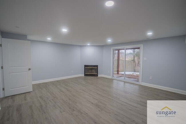 Foto del edificio - 43 Wellspring Cir