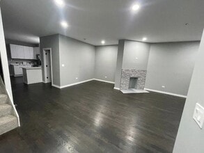 Building Photo - 4505 W Congress Pkwy