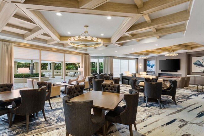 Foto del edificio - 8787 Bay Colony Dr