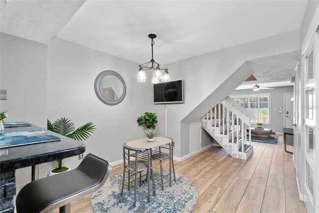 Building Photo - 2304 Fletchers Point Cir