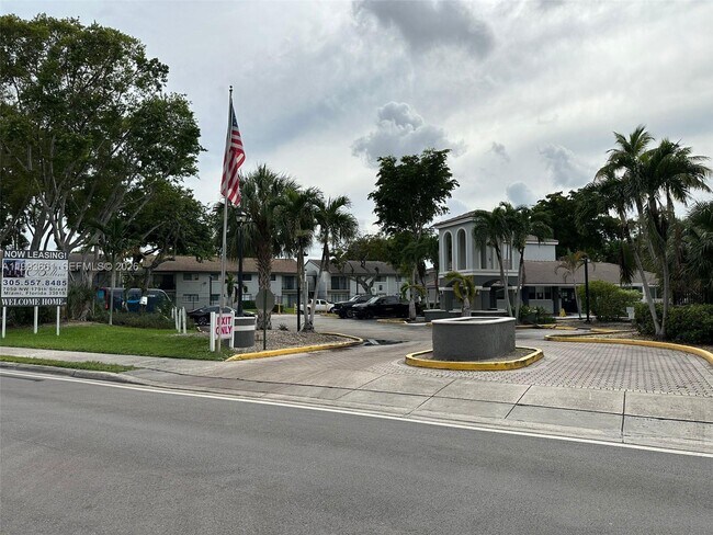 Foto del edificio - 7195 NW 179th St
