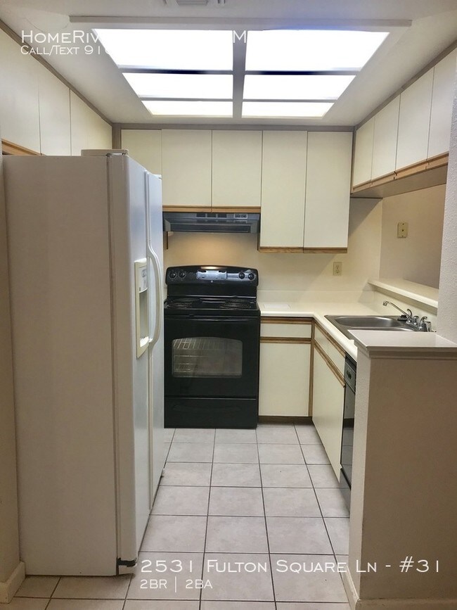Foto del edificio - 2531 Fulton Square Ln