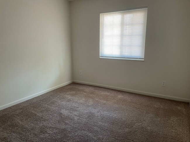 Interior Photo - Wood Grove Place