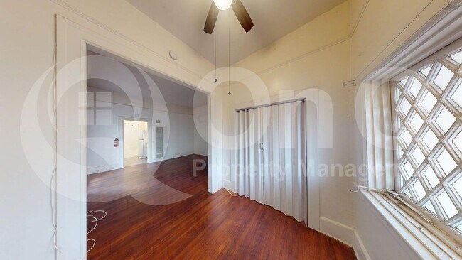 Foto del edificio - 324 S 6th Ave