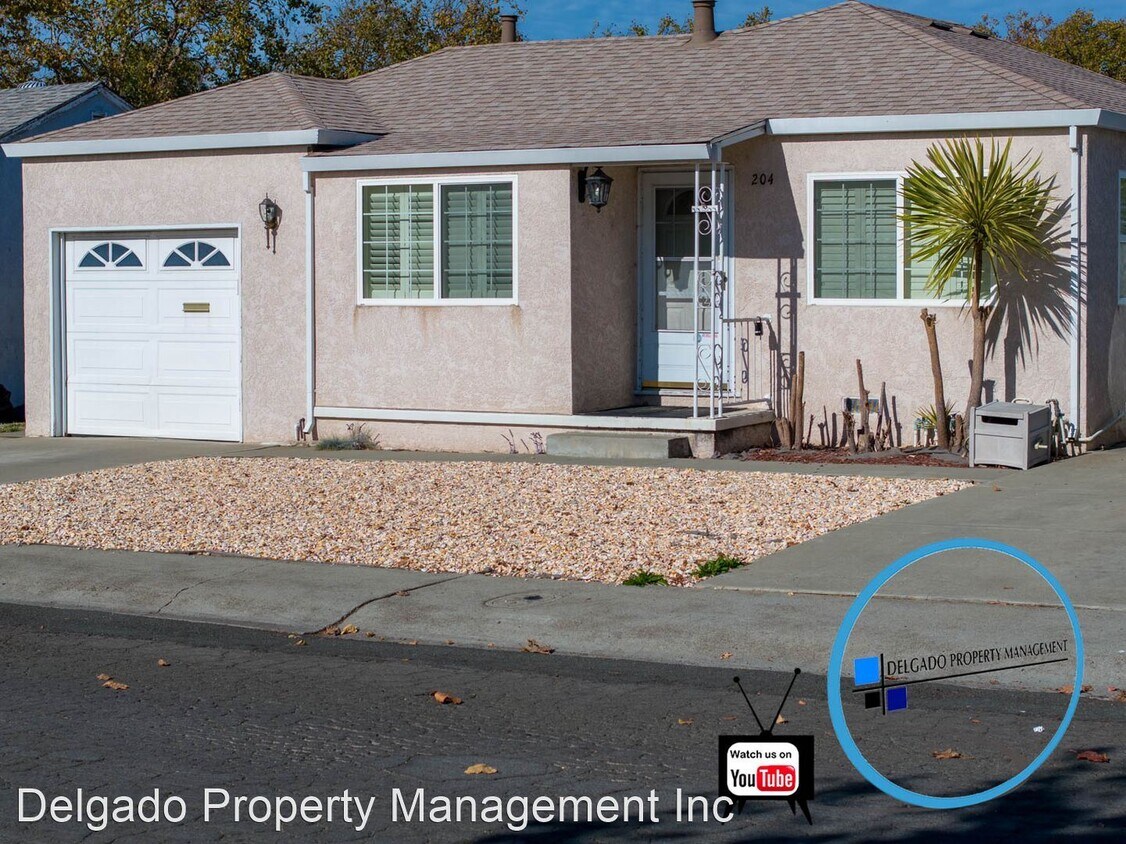 Foto principal - 2 br, 1 bath House - 204 Concord St