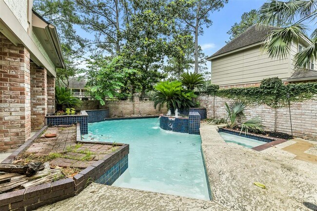 Building Photo - 16019 Stratton Park Dr