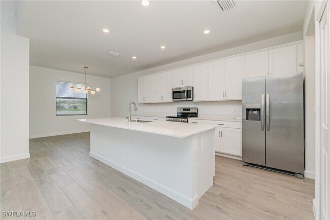 Building Photo - 10837 Timber Creek Dr