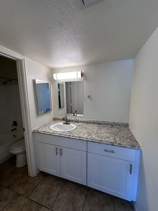 Interior Photo - Juniper Canyon *Newly Remodeled Units*