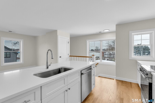 Foto del edificio - 31 Drive Way