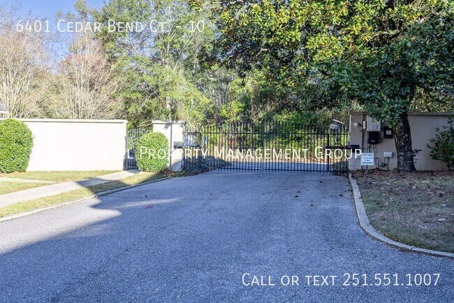 Building Photo - 6401 Cedar Bend Ct