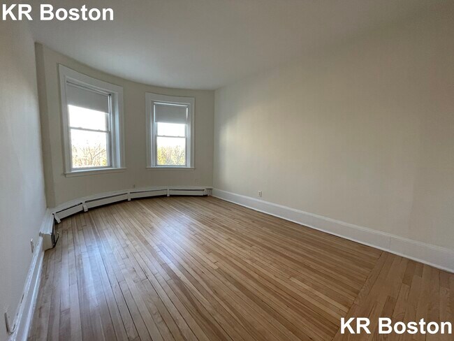 Foto del edificio - 19 Fairbanks St