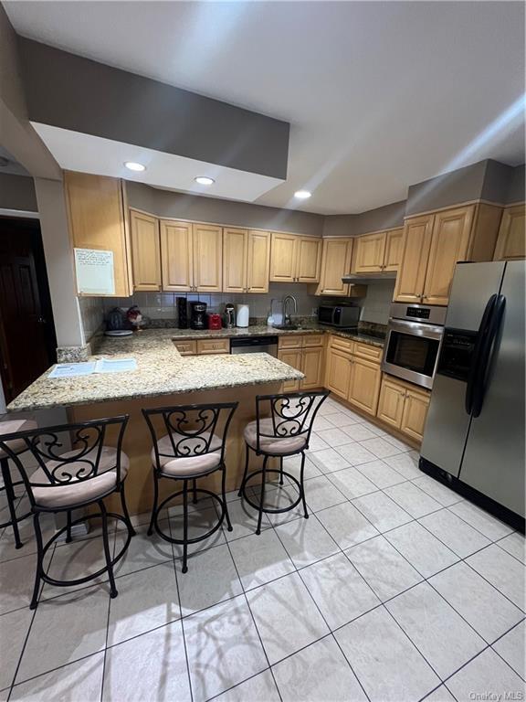 32 Roanoke Ave, Rye Brook, NY 10573 Room for Rent in Rye Brook, NY