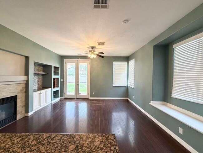 Building Photo - 8901 Square Knot Ave