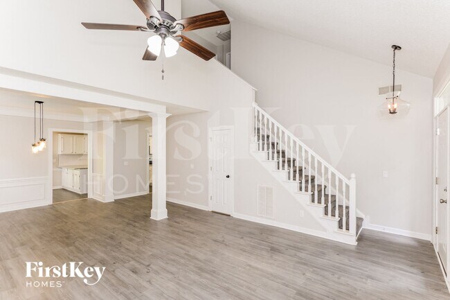 Foto del edificio - 12137 Moonshadow Ln