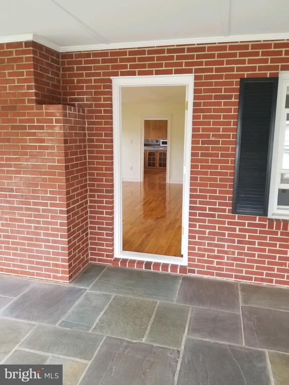 Foto del edificio - 219 E Chew Ave