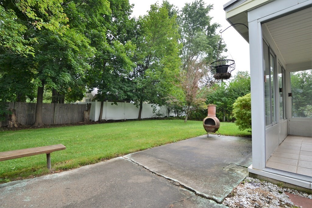 Primary Photo - 1247 Trapelo Rd