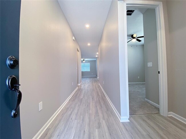 Building Photo - 706 Benz St