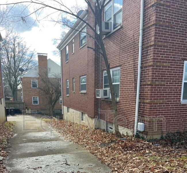 Foto del edificio - 2769 Losantiville Ave