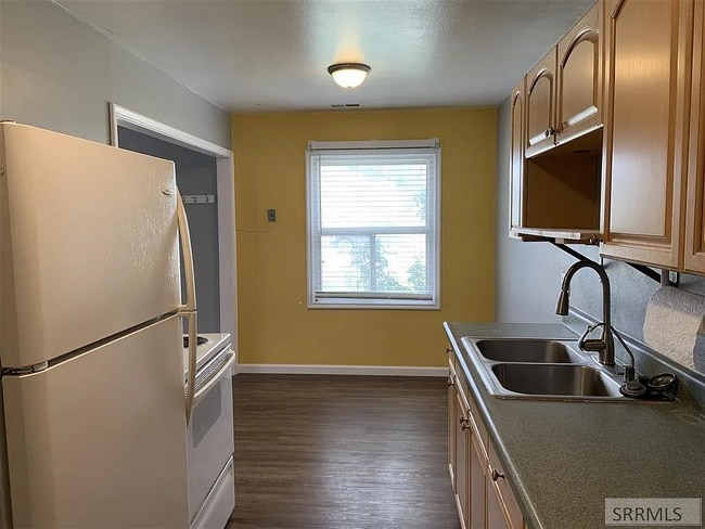 Building Photo - 721 Swisher Rd