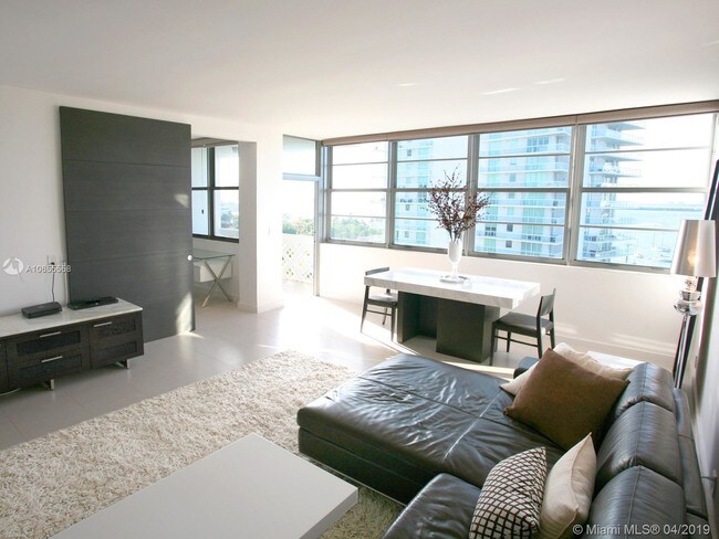 Foto del edificio - 20 Island Ave